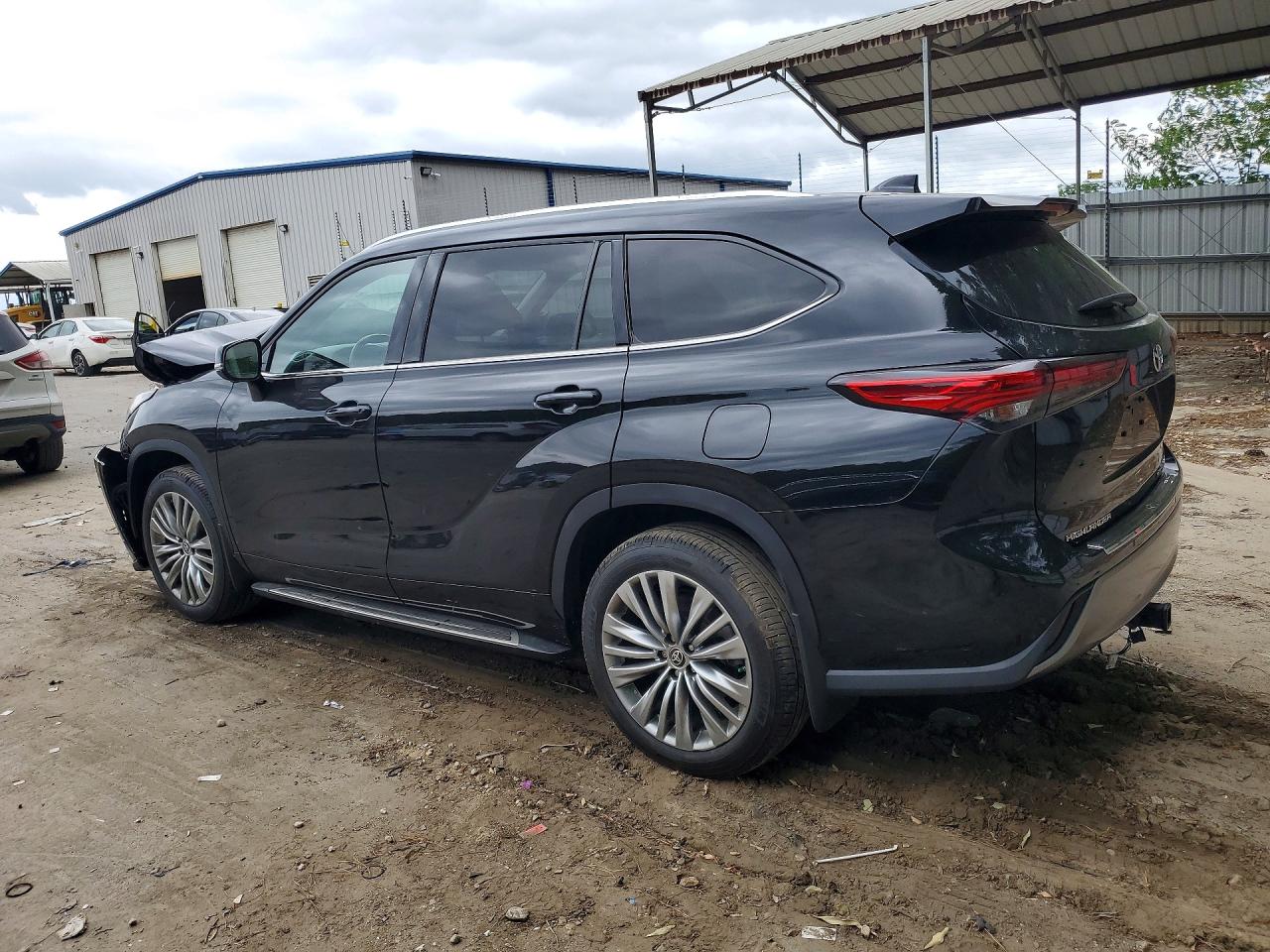 2023 TOYOTA HIGHLANDER PLATINUM photo 4