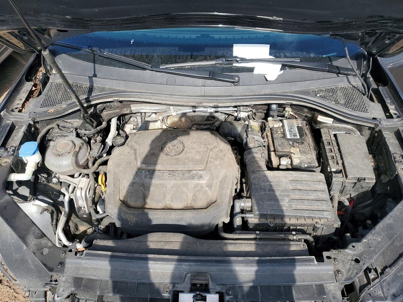 2021 VOLKSWAGEN TIGUAN S photo 31