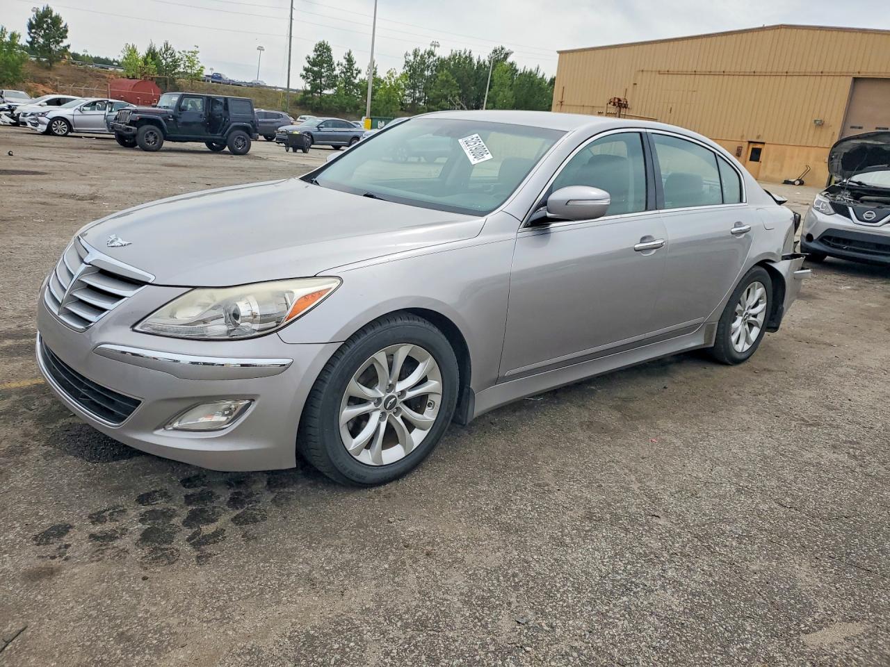 2013 HYUNDAI GENESIS