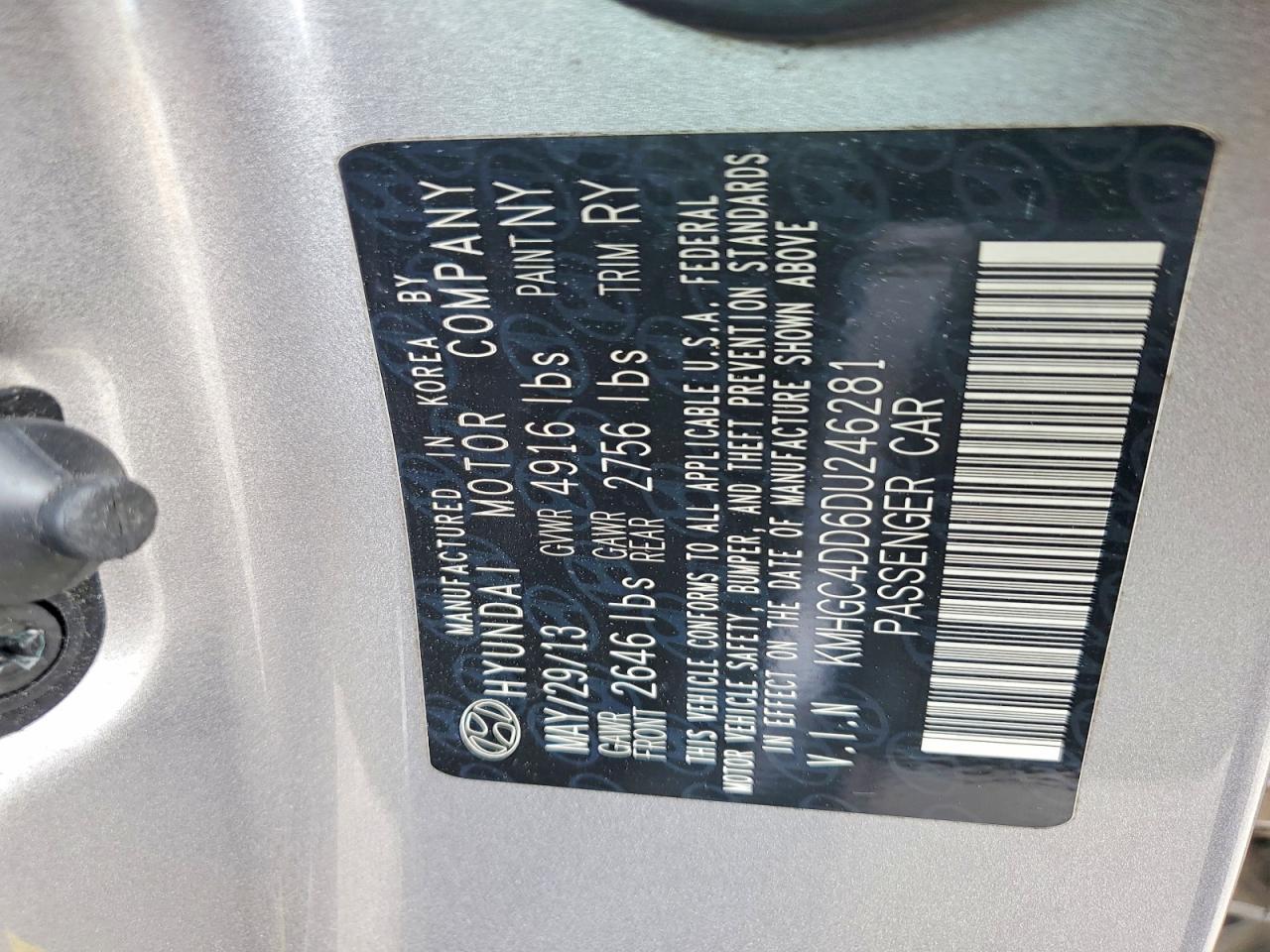 2013 HYUNDAI GENESIS 3.8L photo 23