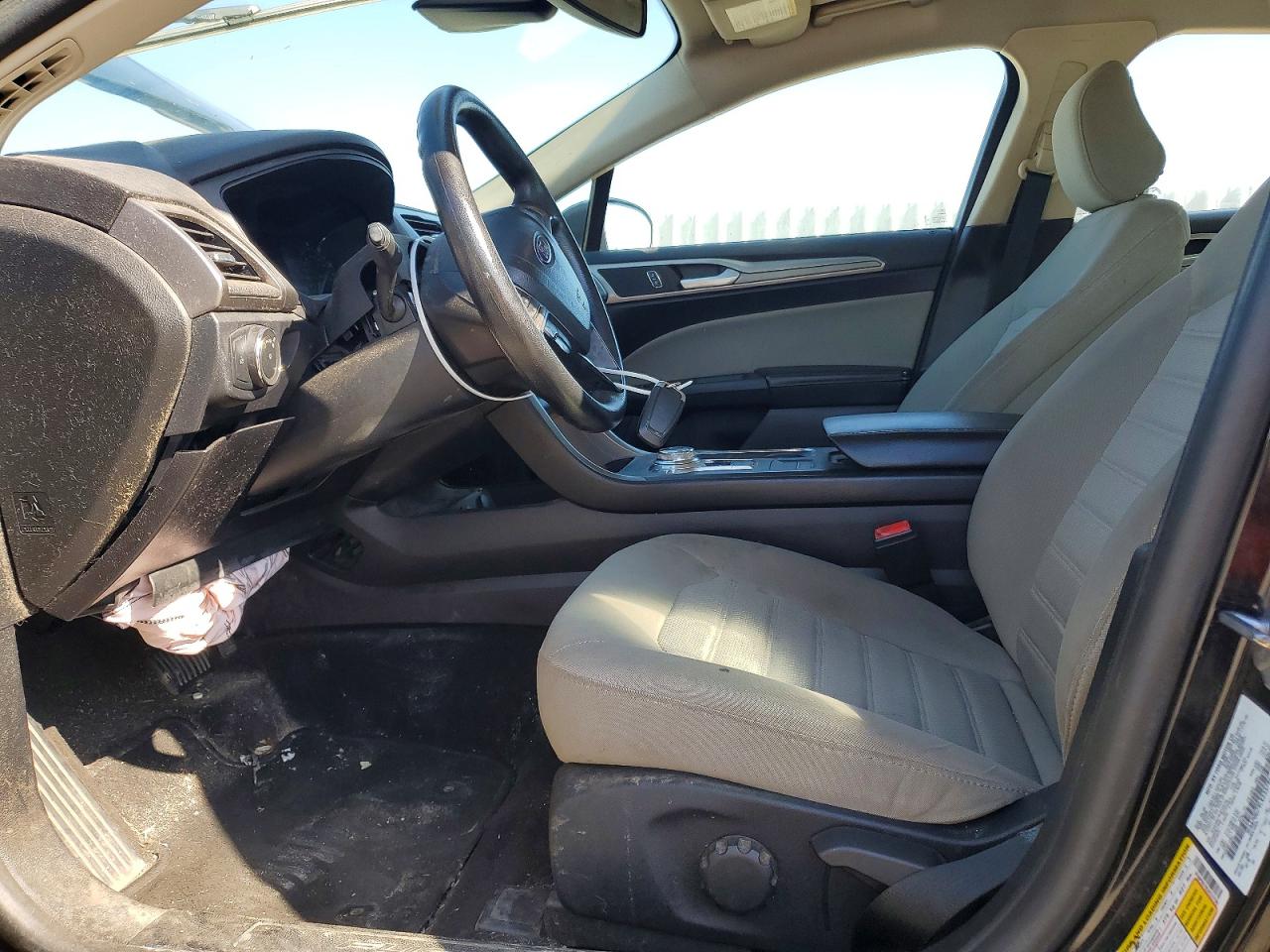 2020 FORD FUSION S photo 19