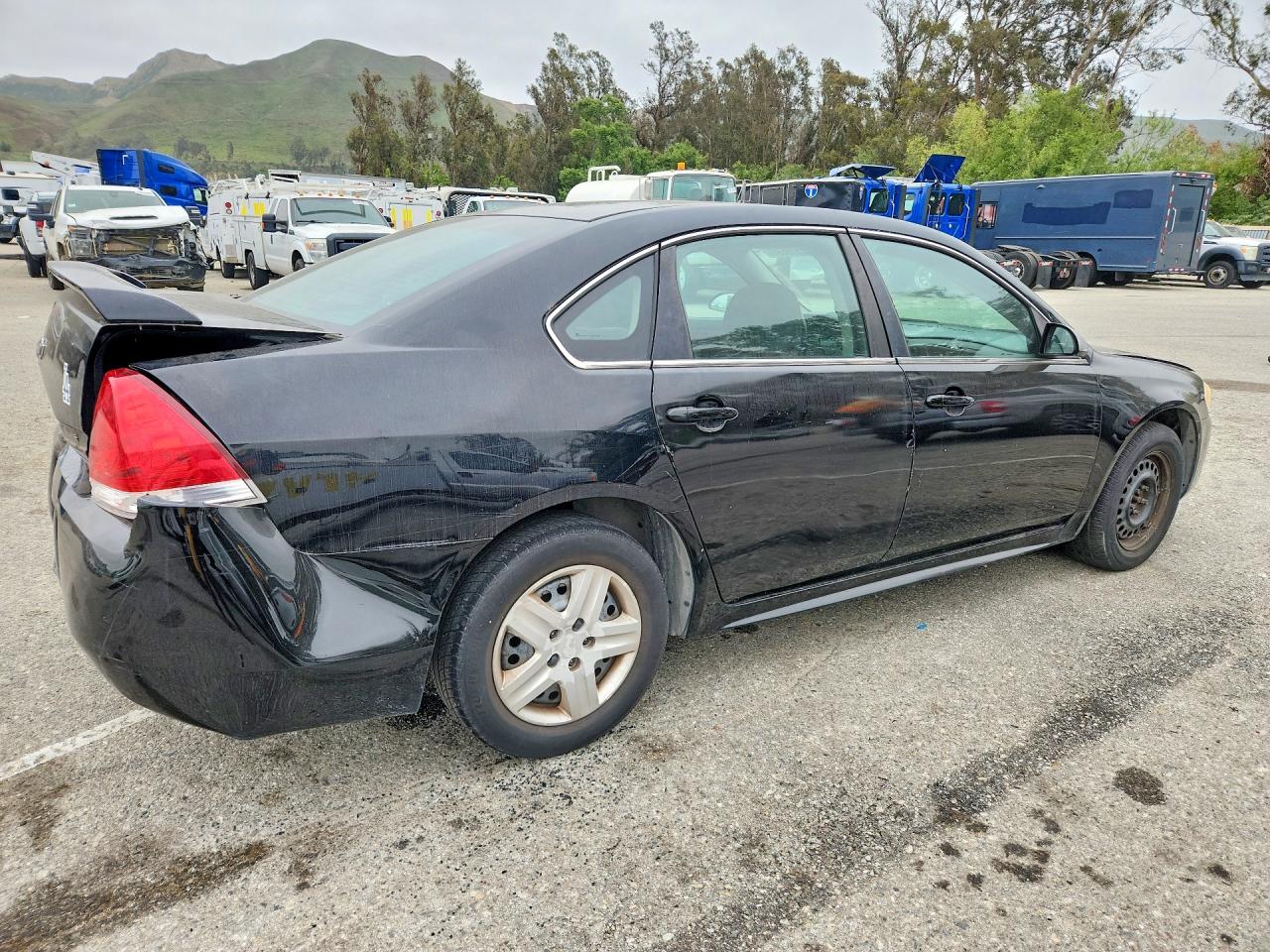 2010 CHEVROLET IMPALA LS photo 3