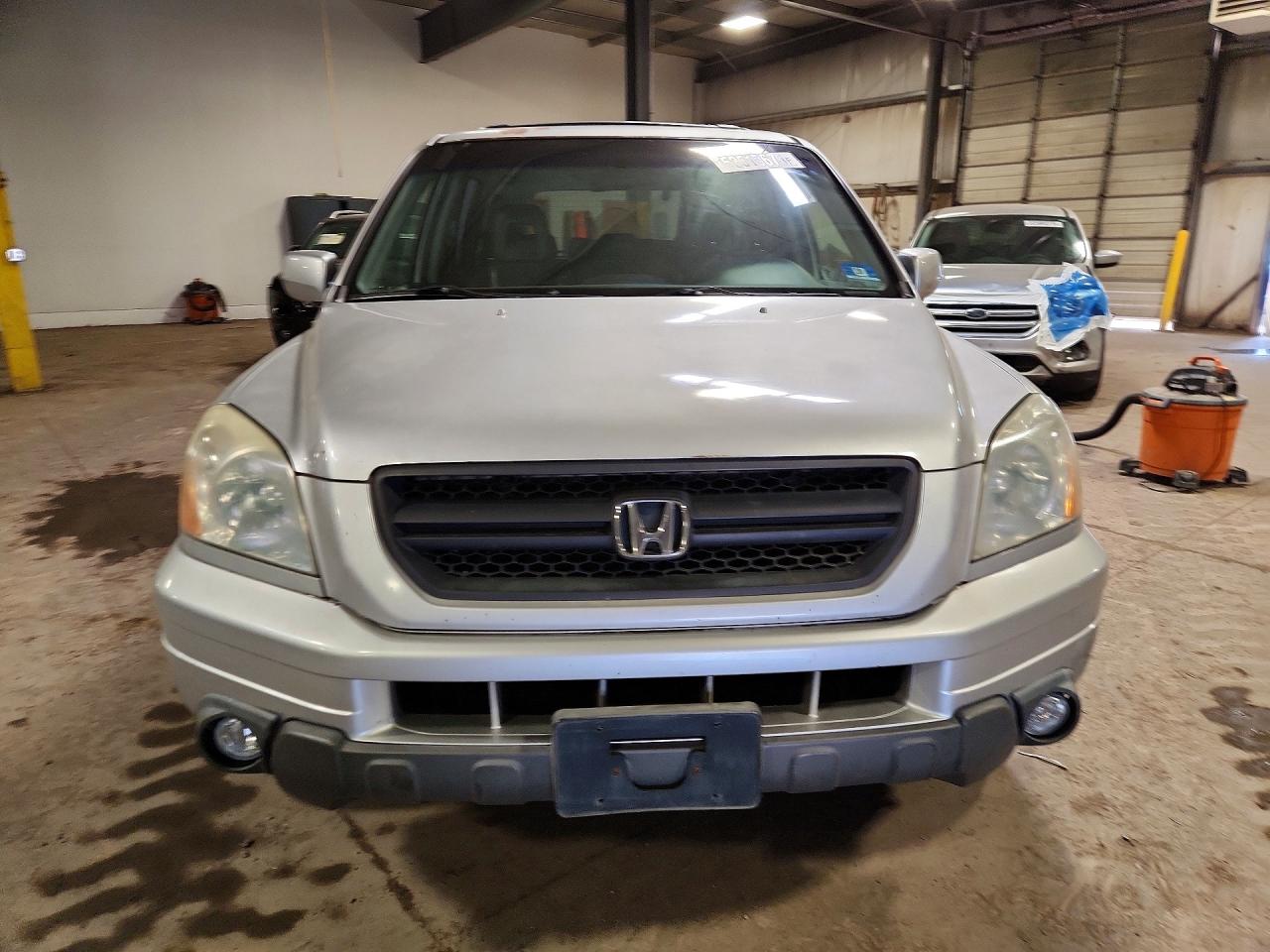 2005 HONDA PILOT EXL photo 13