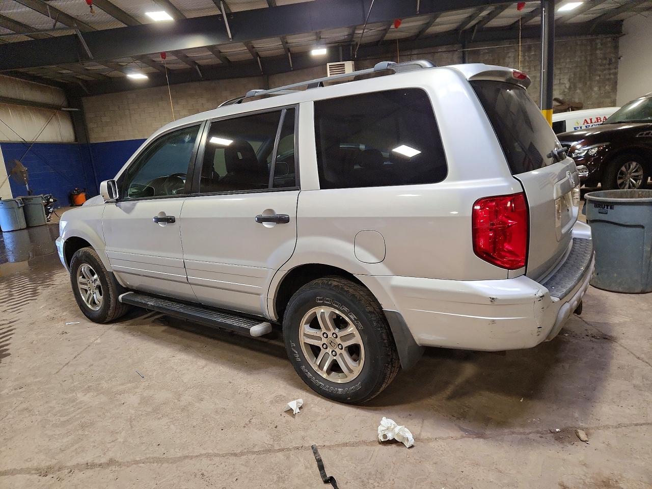 2005 HONDA PILOT EXL photo 4