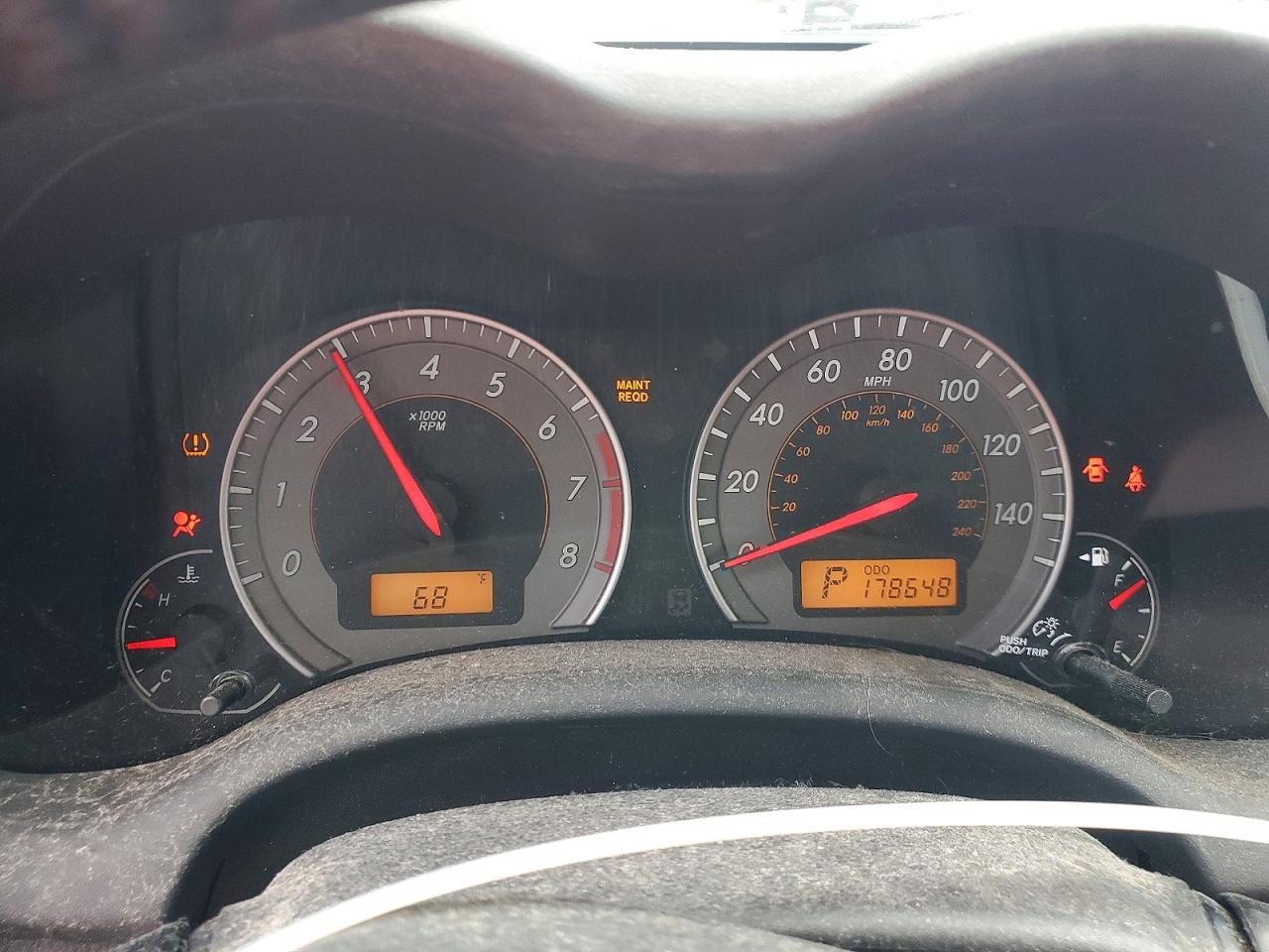 2010 TOYOTA COROLLA S photo 17
