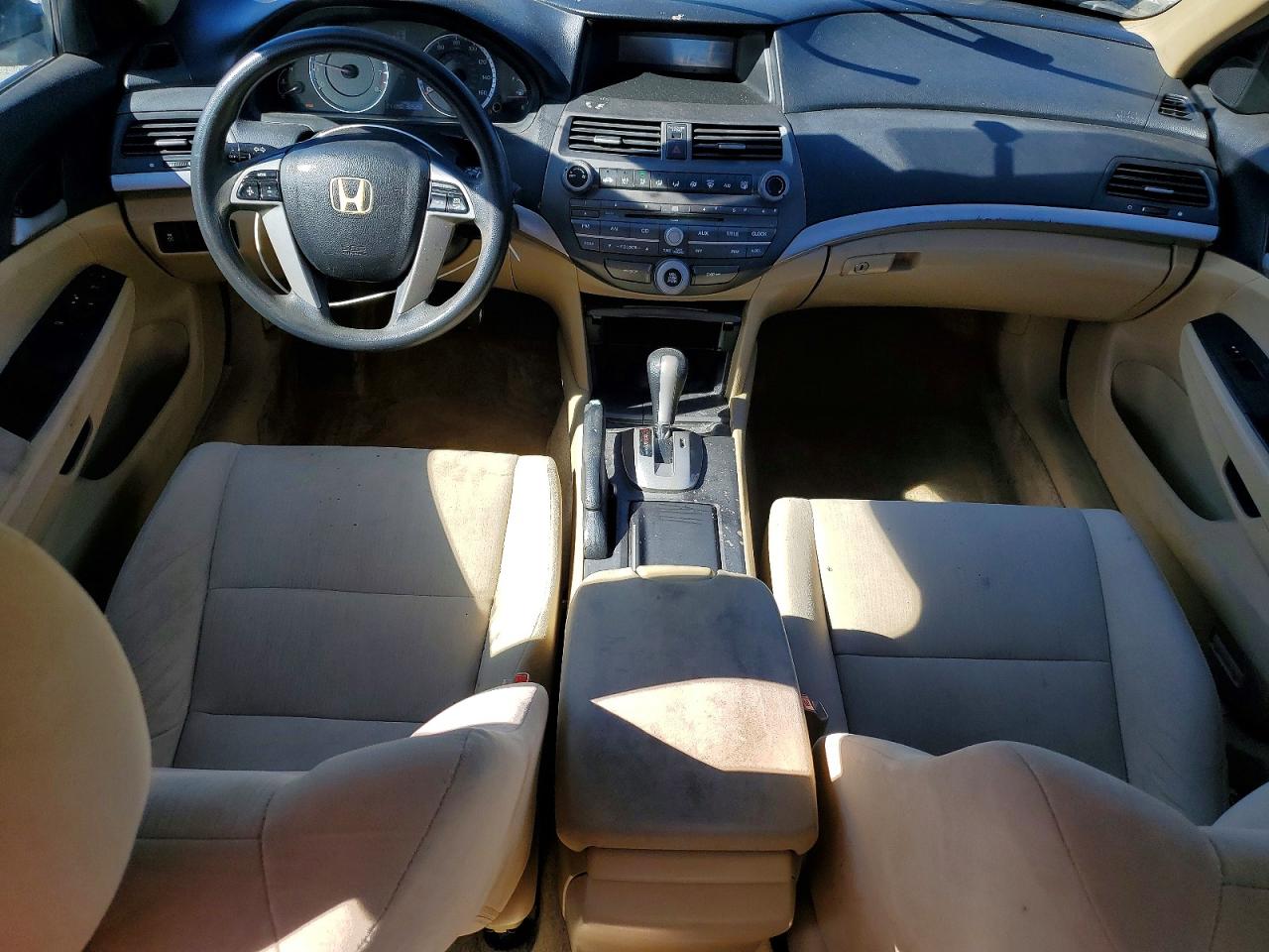 2011 HONDA ACCORD LX photo 15