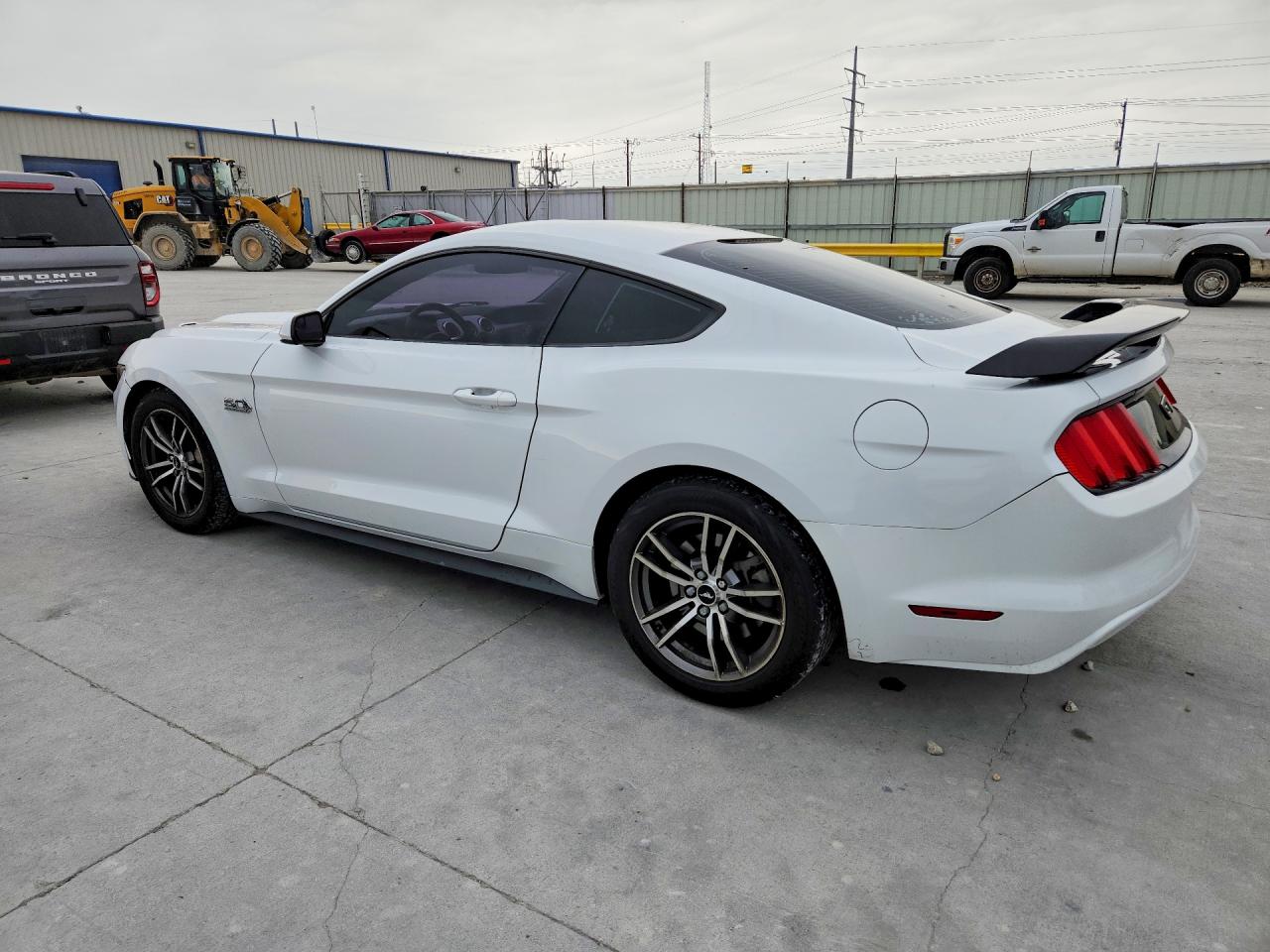 2017 FORD MUSTANG GT photo 3