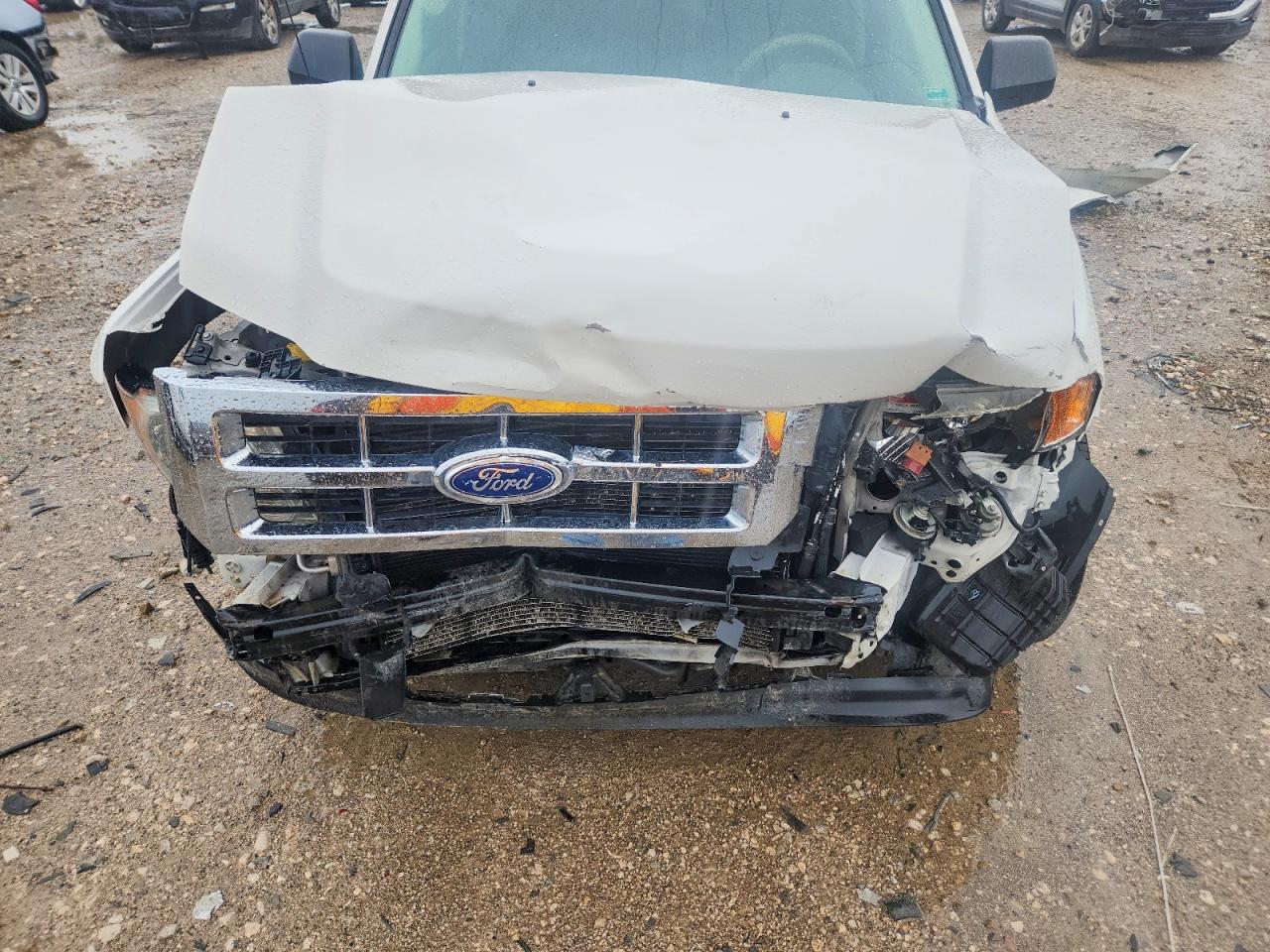 2011 FORD ESCAPE XLS photo 23