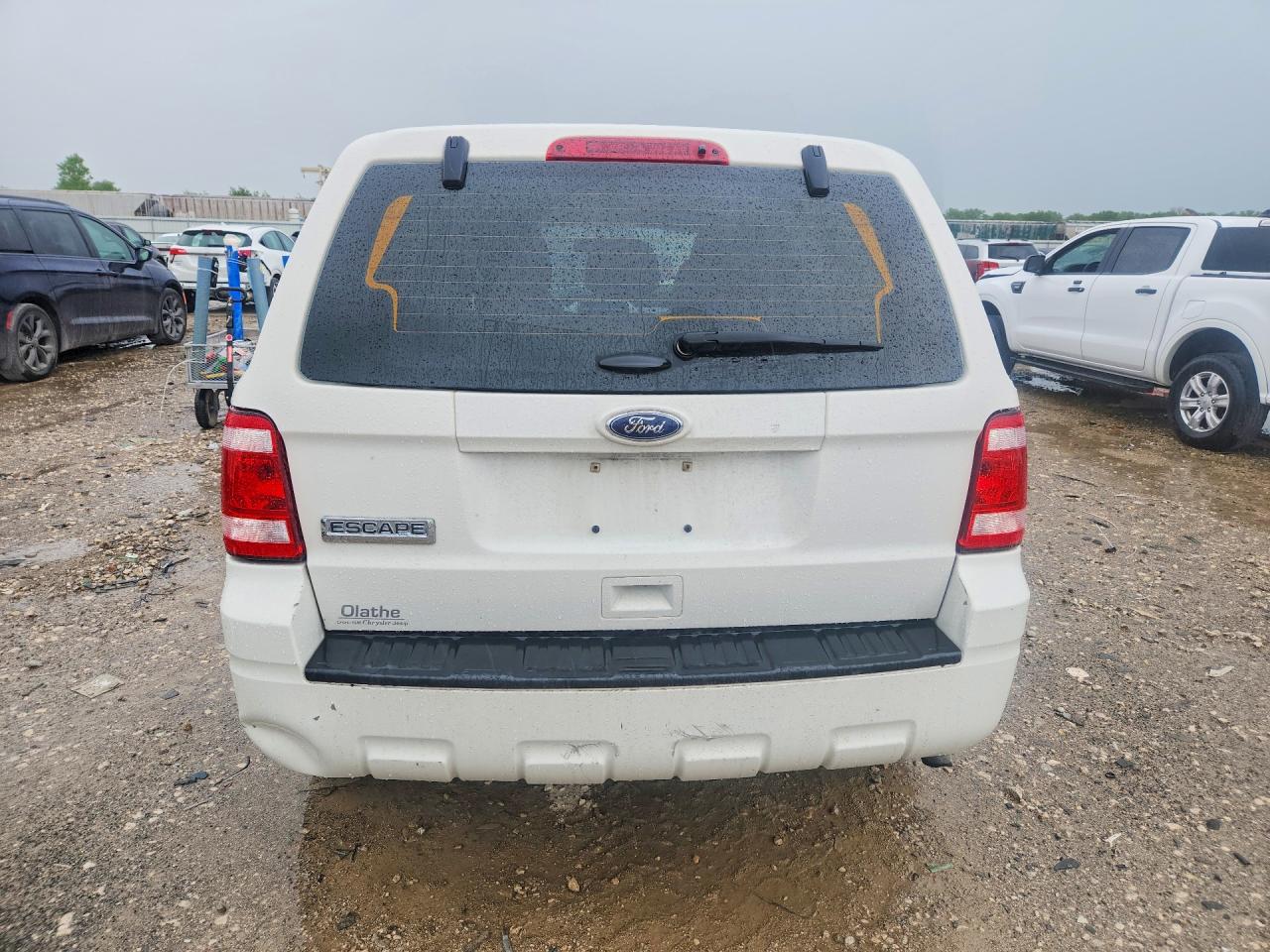2011 FORD ESCAPE XLS photo 11