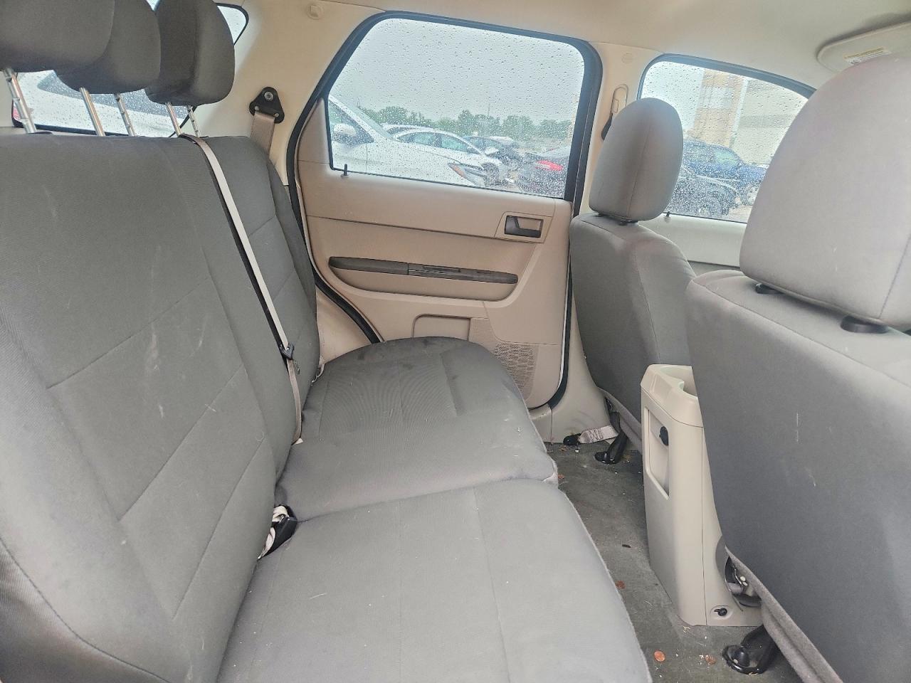 2011 FORD ESCAPE XLS photo 21