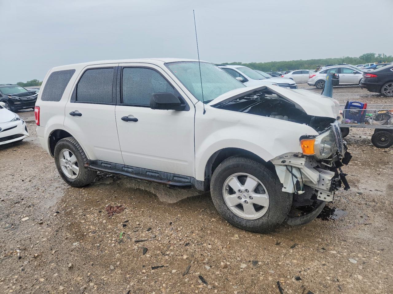 2011 FORD ESCAPE XLS photo 7