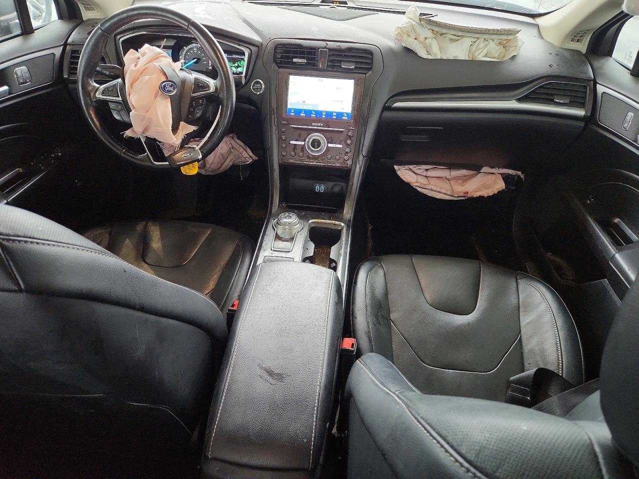 2020 FORD FUSION TITANIUM photo 15