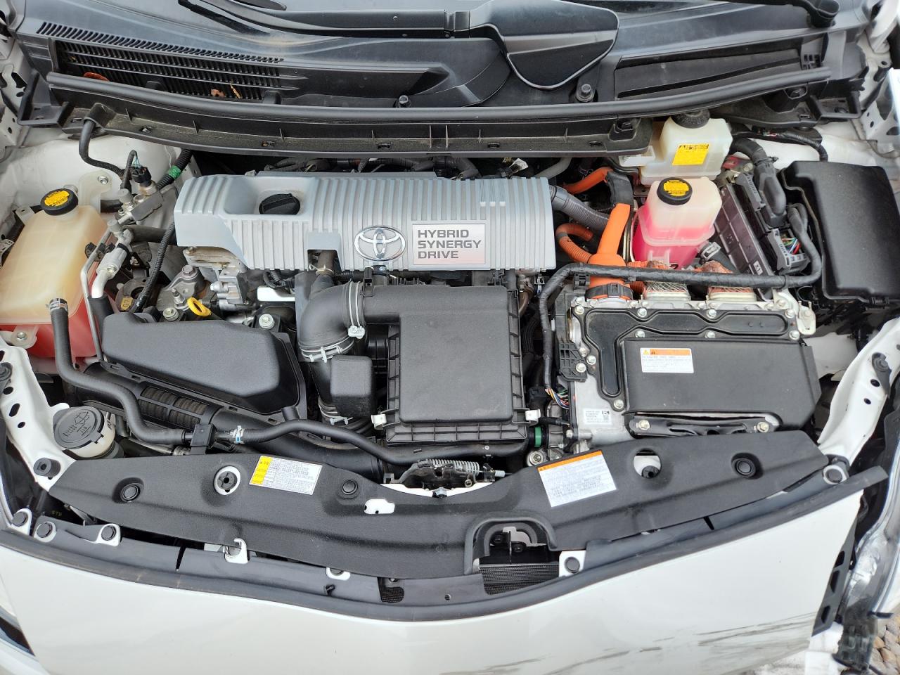 2013 TOYOTA PRIUS FOUR photo 31