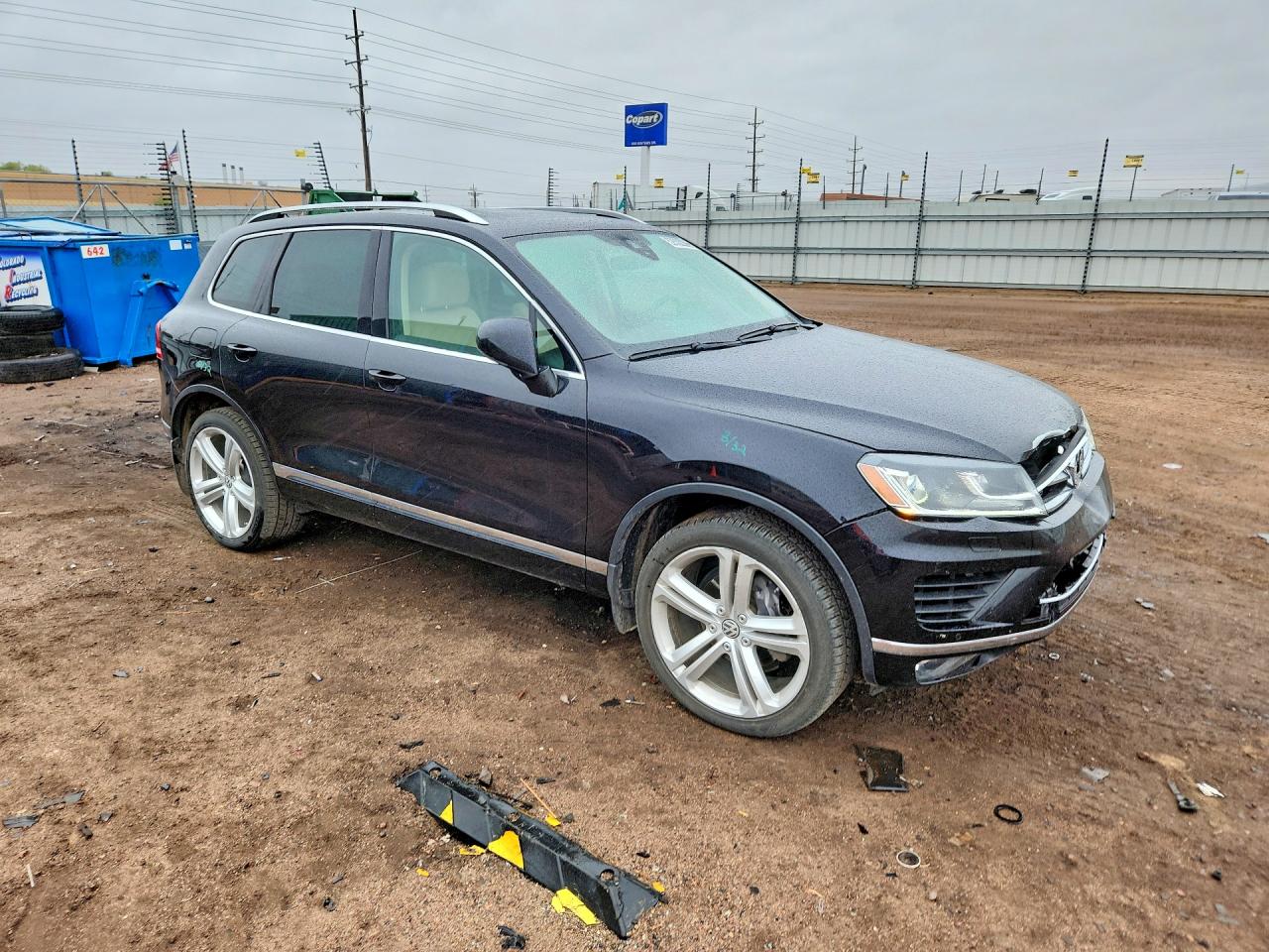 2017 VOLKSWAGEN TOUAREG EXECUTIVE photo 7