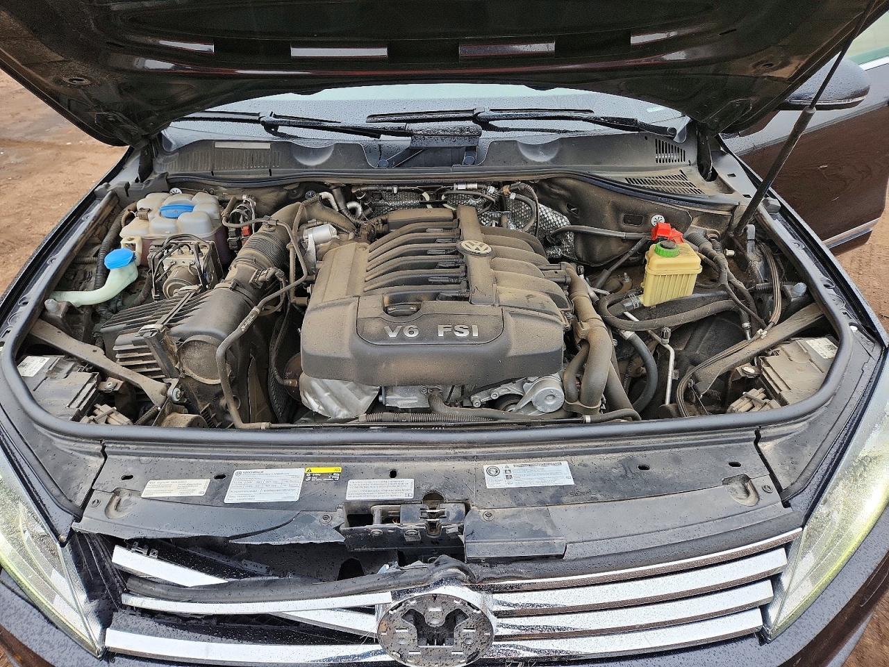 2017 VOLKSWAGEN TOUAREG EXECUTIVE photo 21