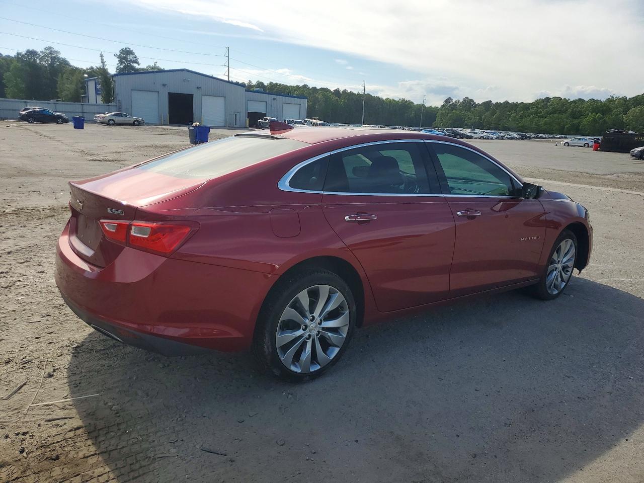 2017 CHEVROLET MALIBU PREMIER photo 5