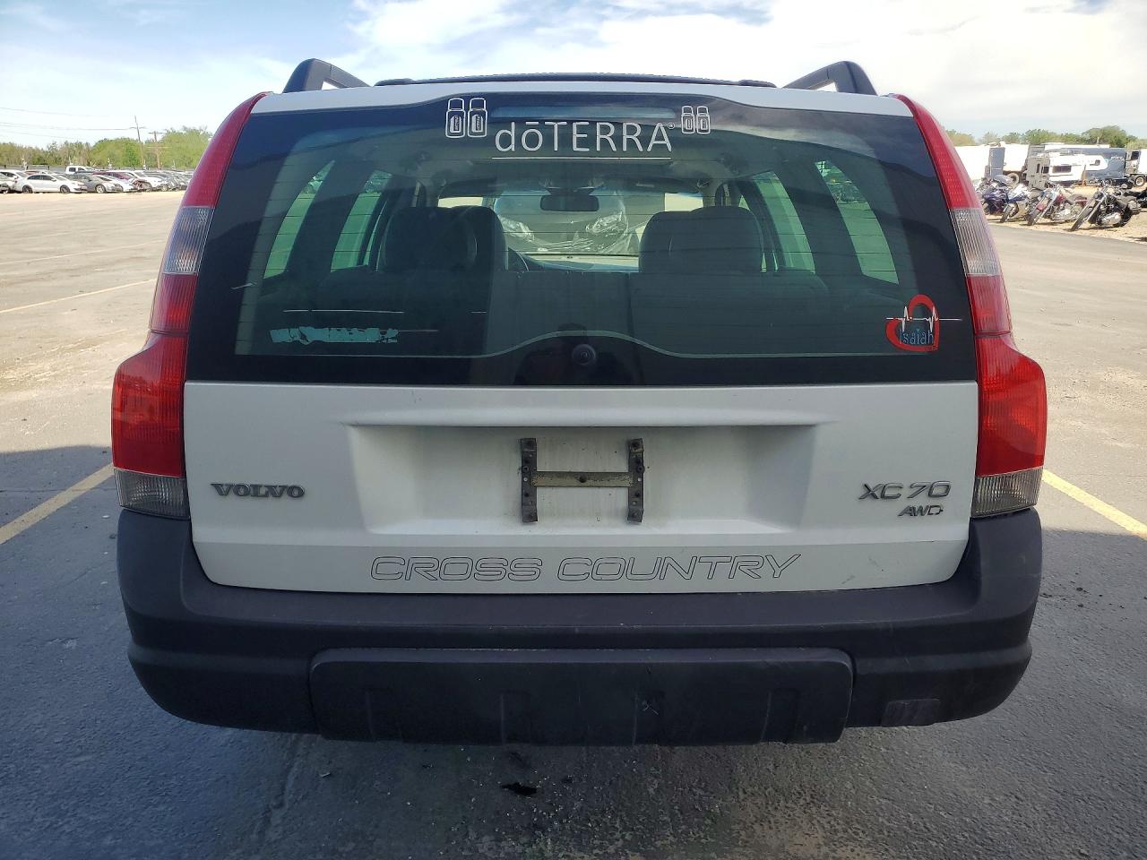2004 VOLVO XC70 photo 6