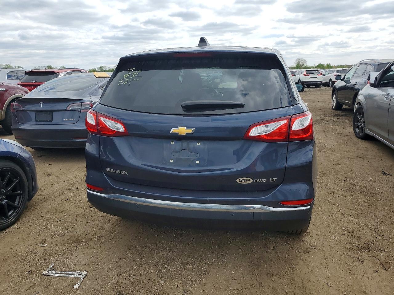 2018 CHEVROLET EQUINOX LT photo 11