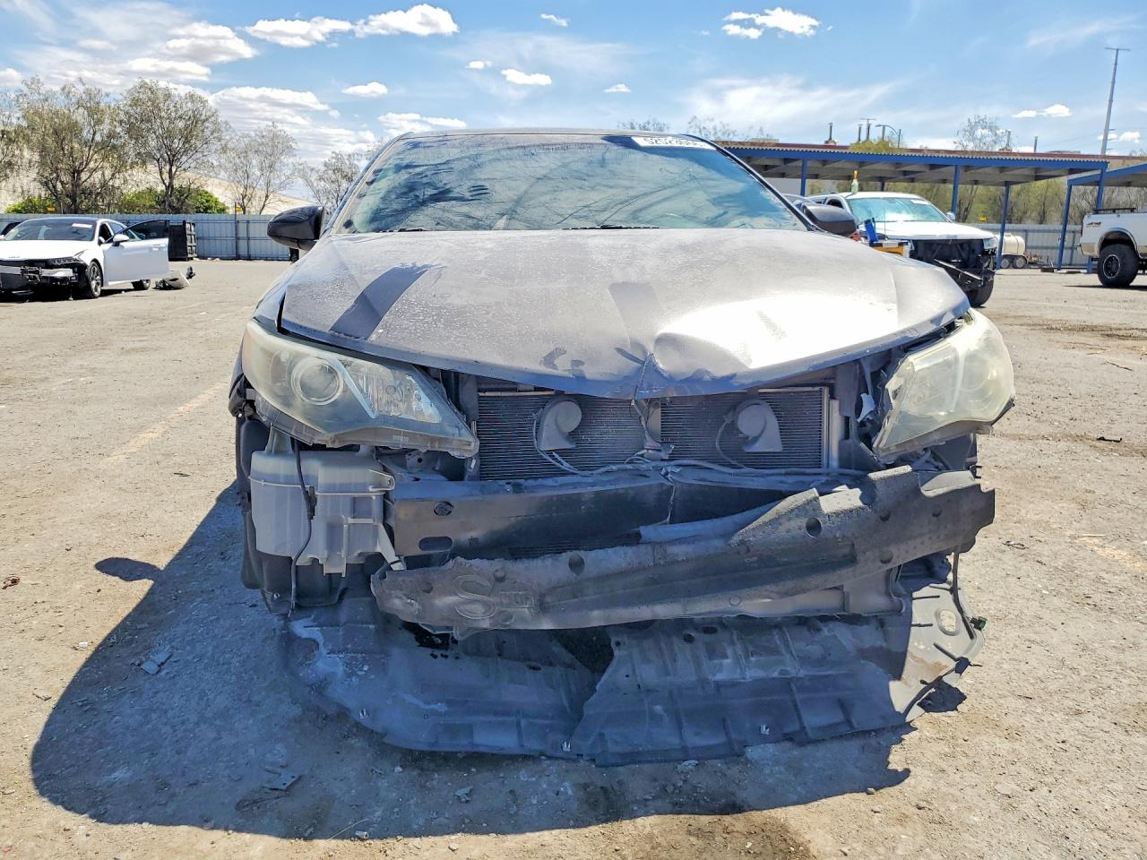2013 TOYOTA CAMRY SE photo 9