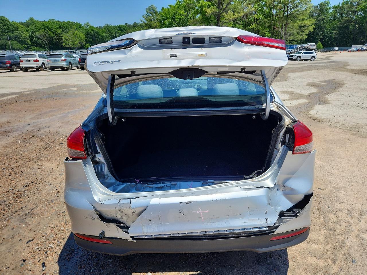 2018 KIA FORTE LX photo 6