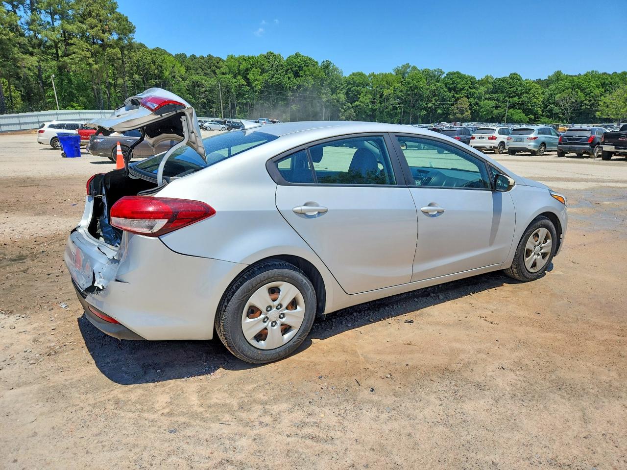 2018 KIA FORTE LX photo 3