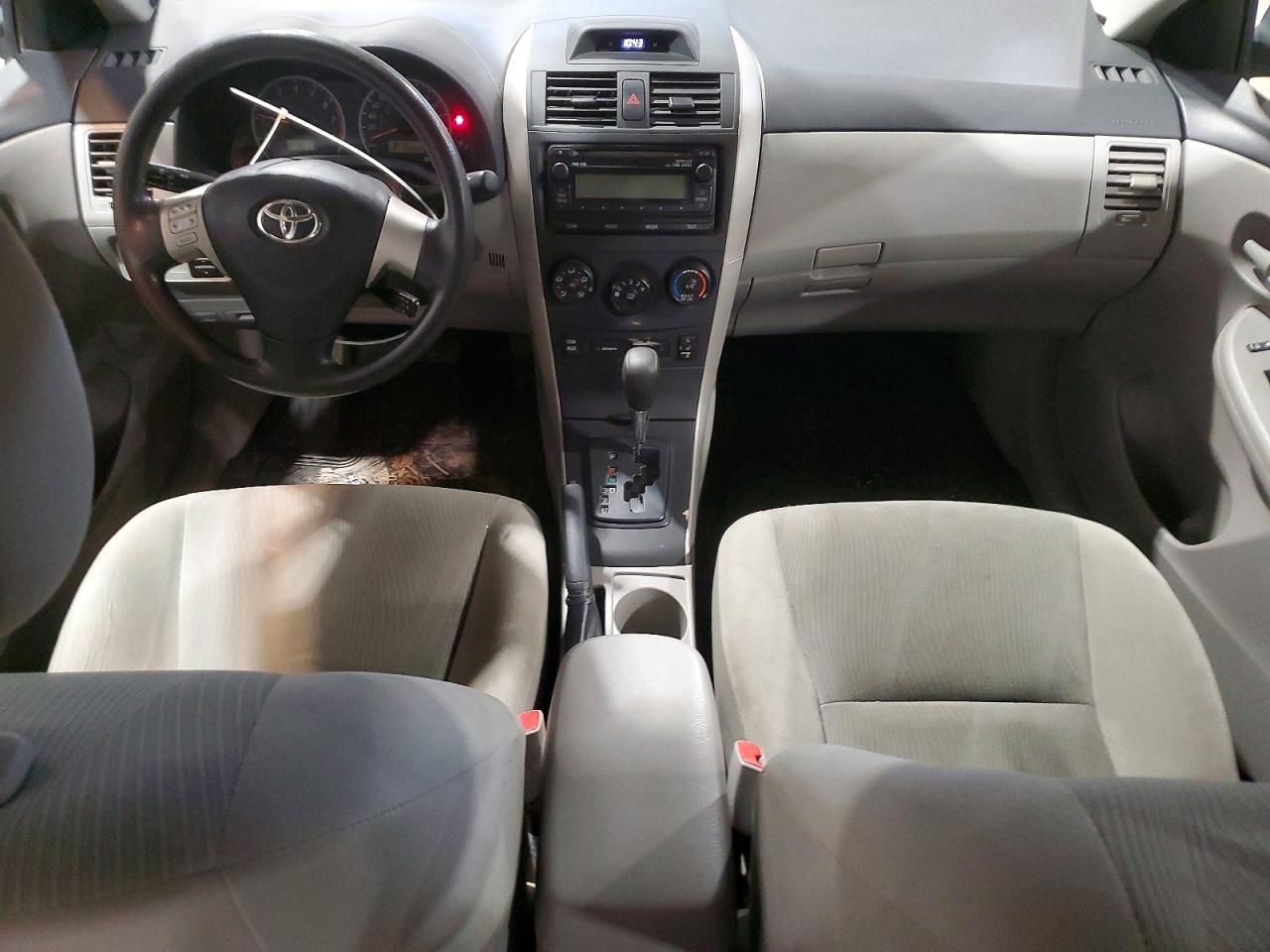 2012 TOYOTA COROLLA L photo 15