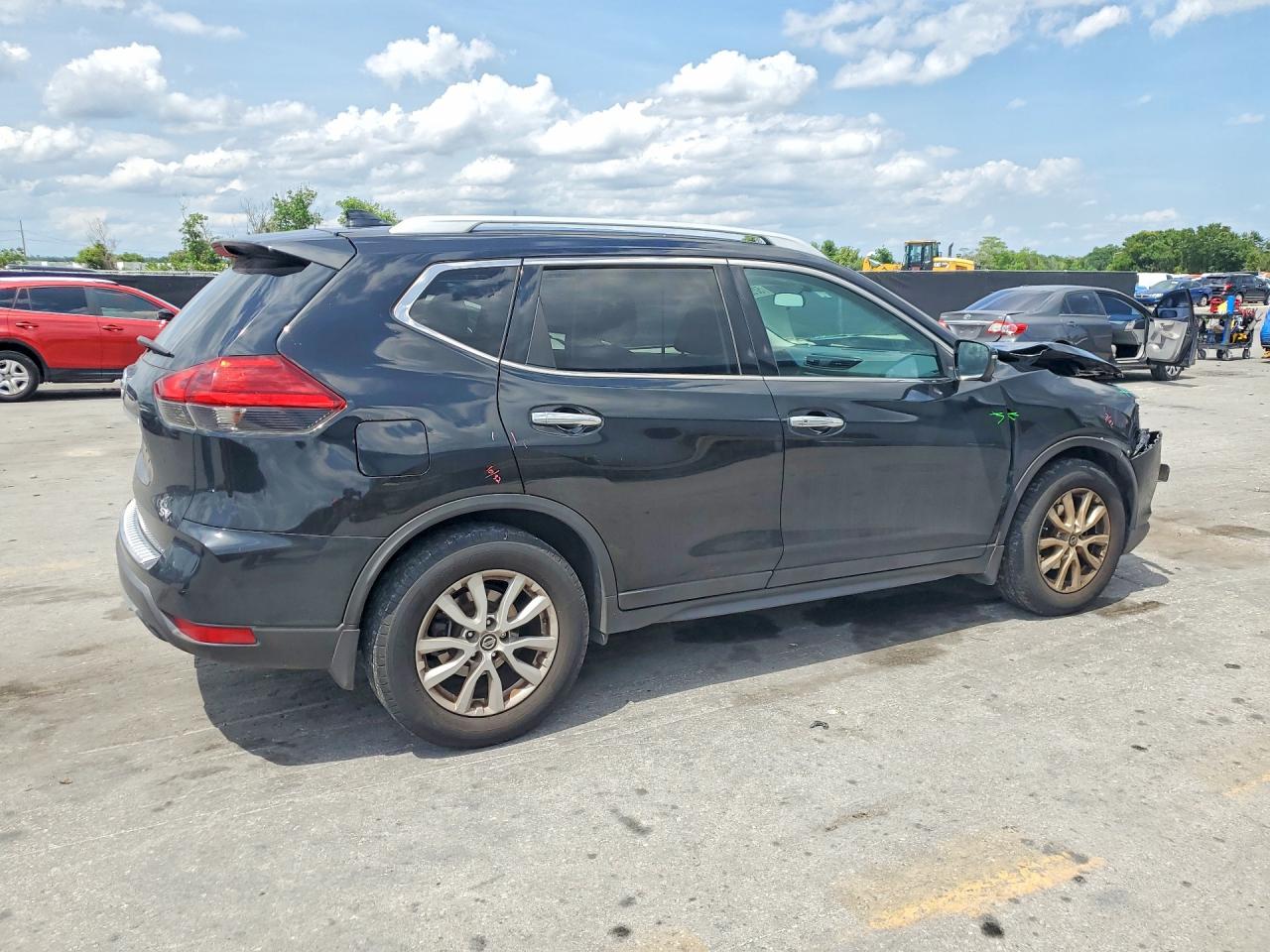 2017 NISSAN ROGUE SV photo 7
