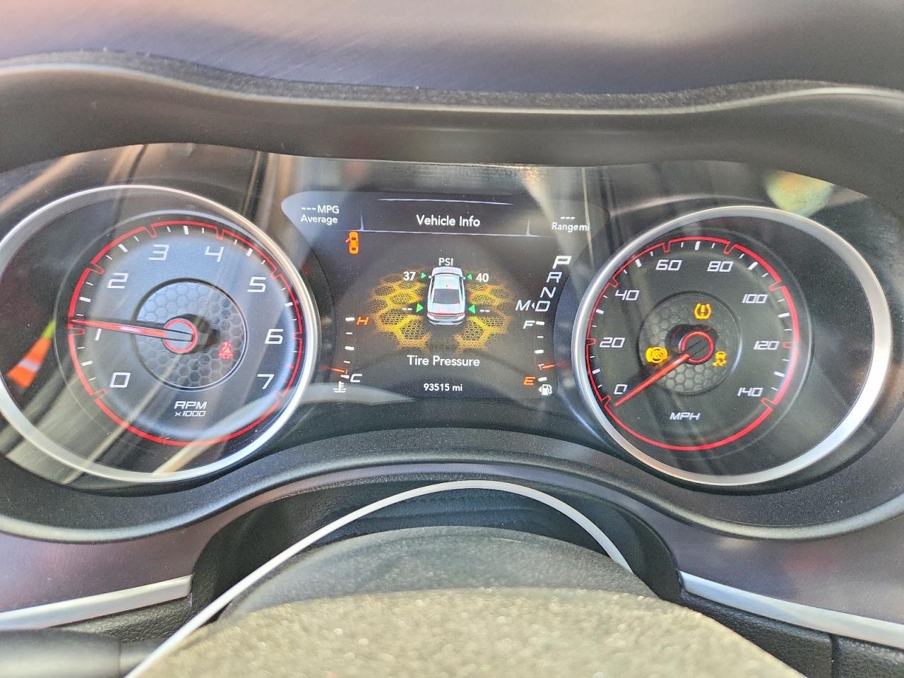 2020 DODGE CHARGER SXT photo 25