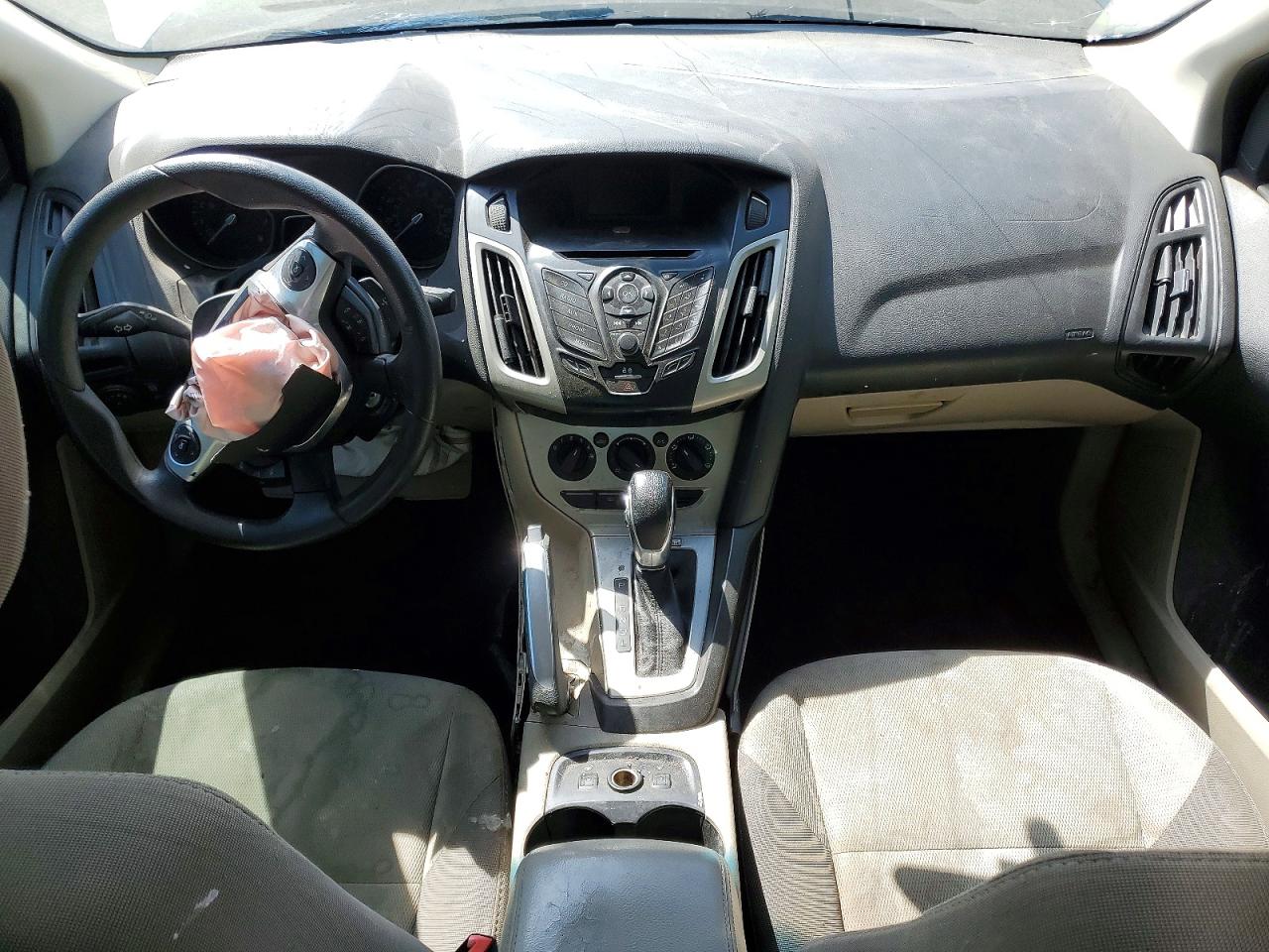 2013 FORD FOCUS SE photo 15