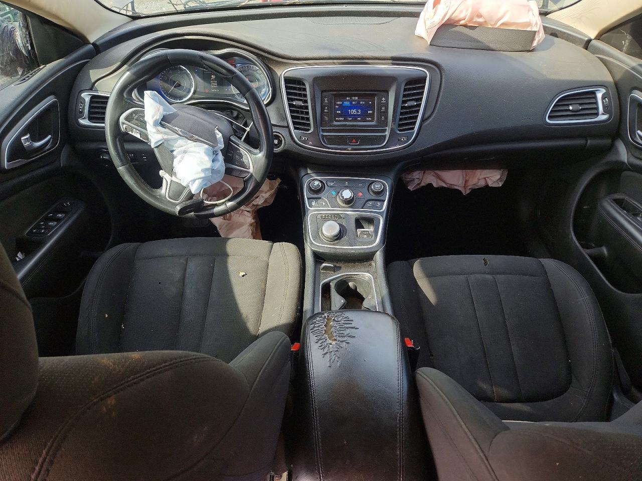 2016 CHRYSLER 200 LIMITED photo 15