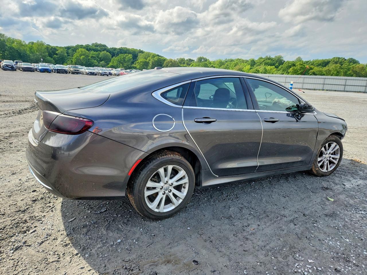 2016 CHRYSLER 200 LIMITED photo 5