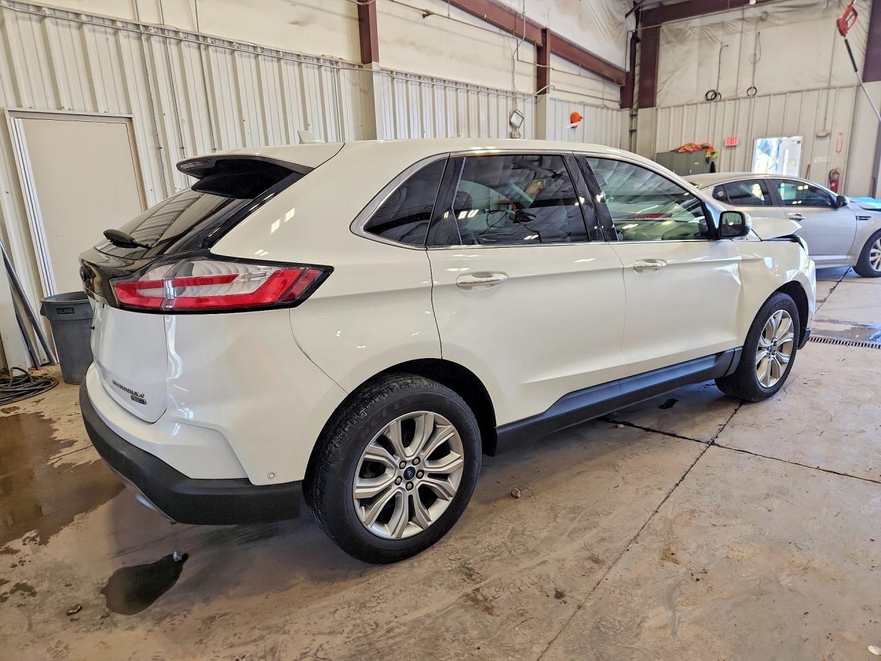 2020 FORD EDGE TITANIUM photo 5