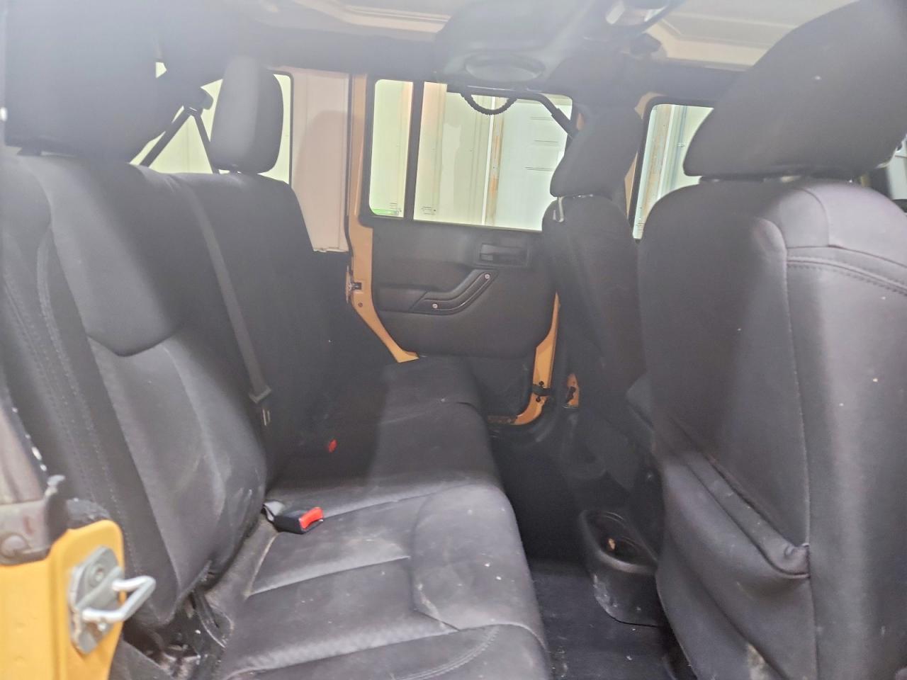 2013 JEEP WRANGLER UNLIMITED SPORT photo 21