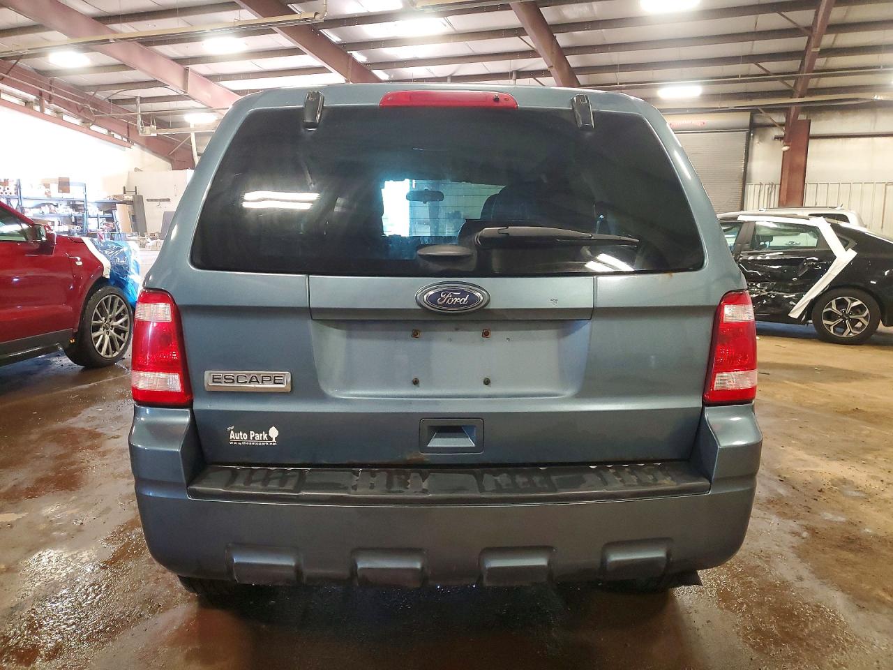 2011 FORD ESCAPE XLS photo 11