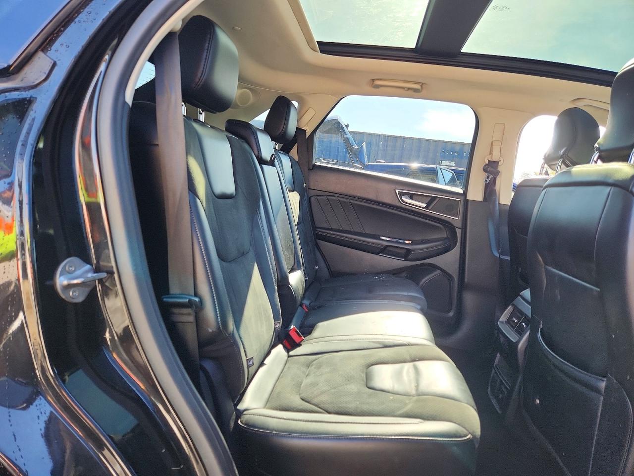 2015 FORD EDGE SPORT photo 31