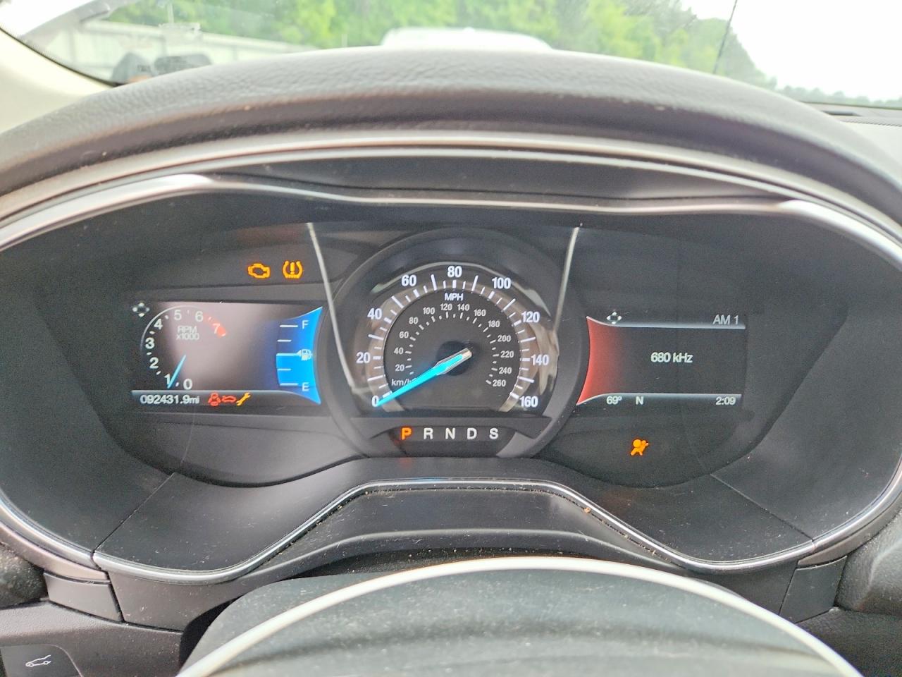 2017 FORD FUSION SE photo 17