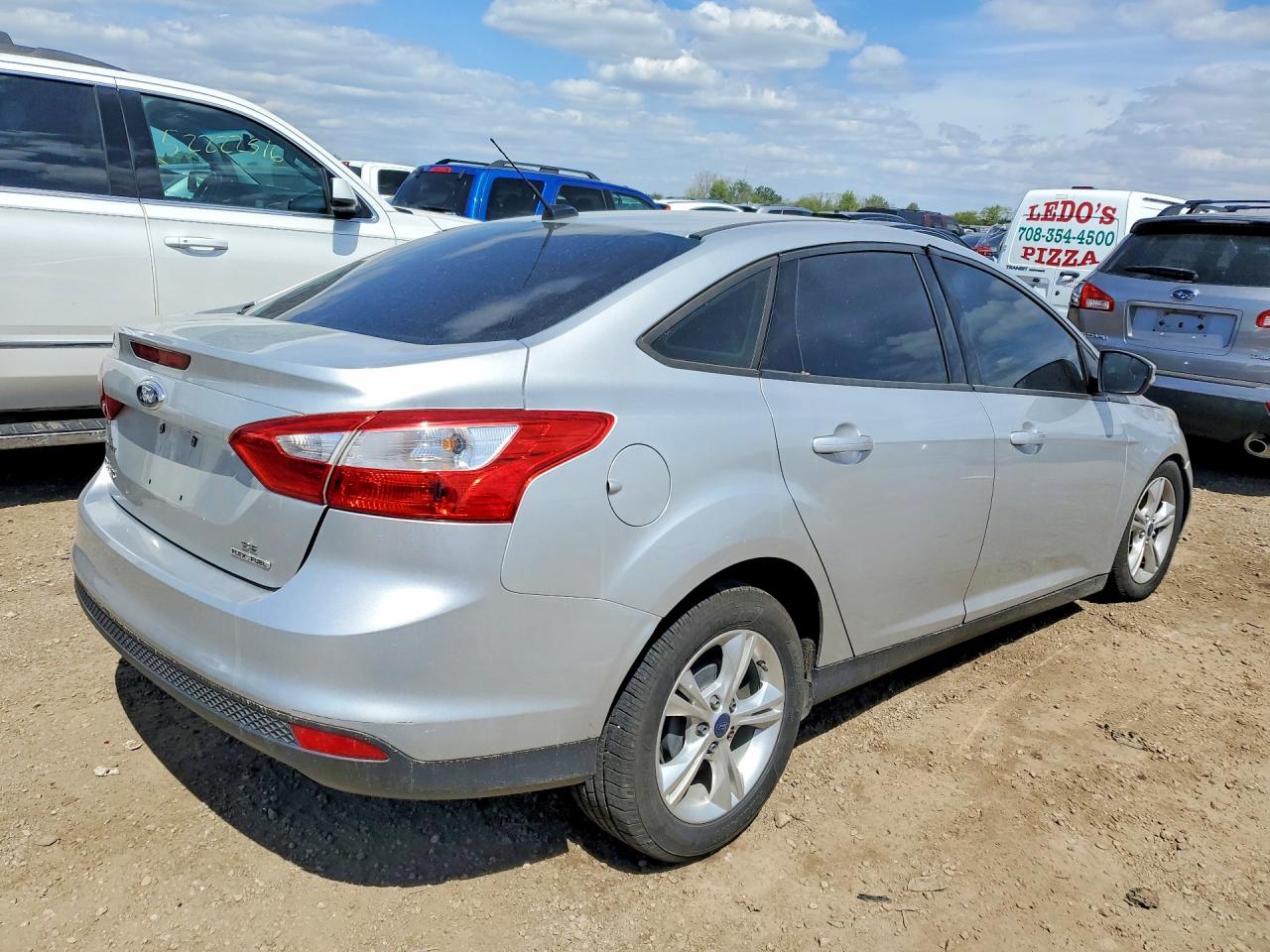 2014 FORD FOCUS SE photo 7