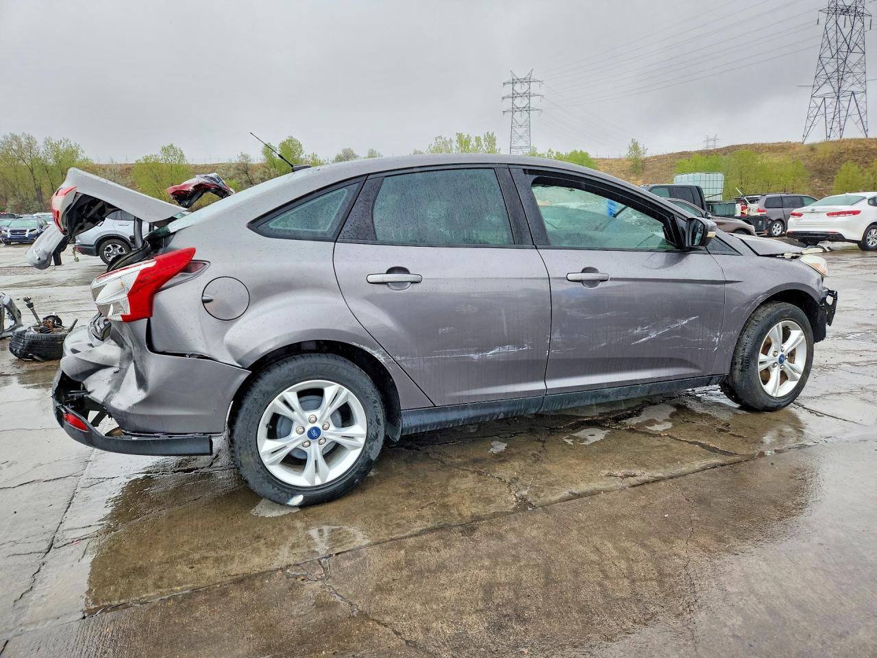 2013 FORD FOCUS SE photo 5