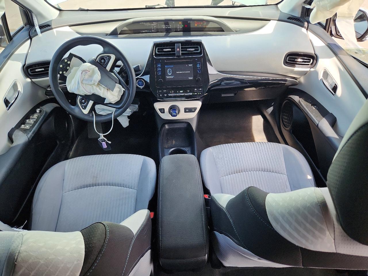 2016 TOYOTA PRIUS TWO ECO photo 22