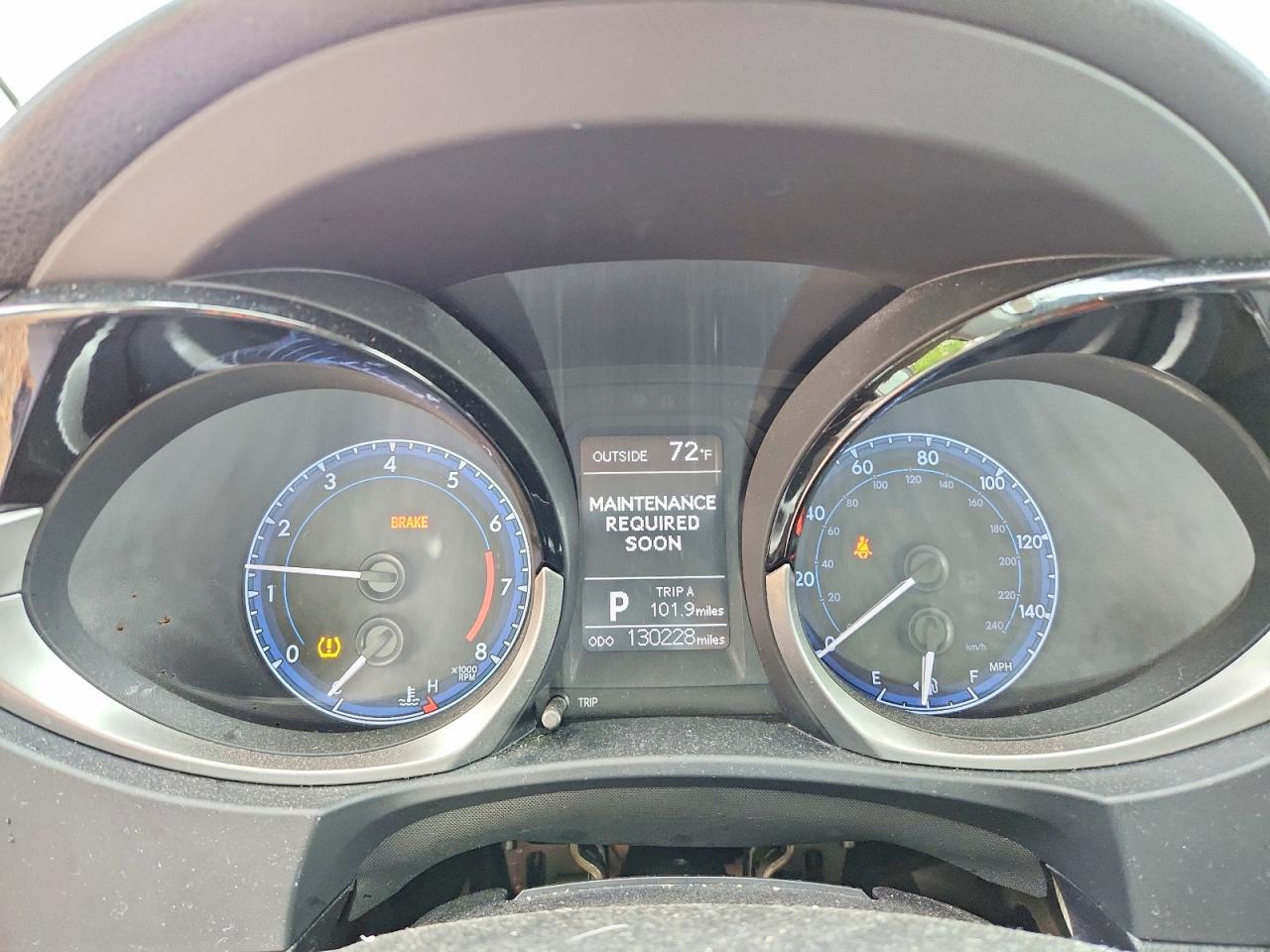 2015 TOYOTA COROLLA S PLUS photo 17