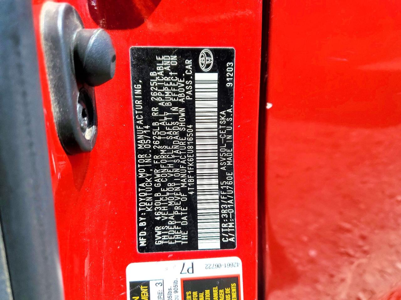 2014 TOYOTA CAMRY SE photo 23