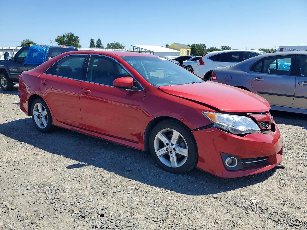 2014 TOYOTA CAMRY SE photo 7