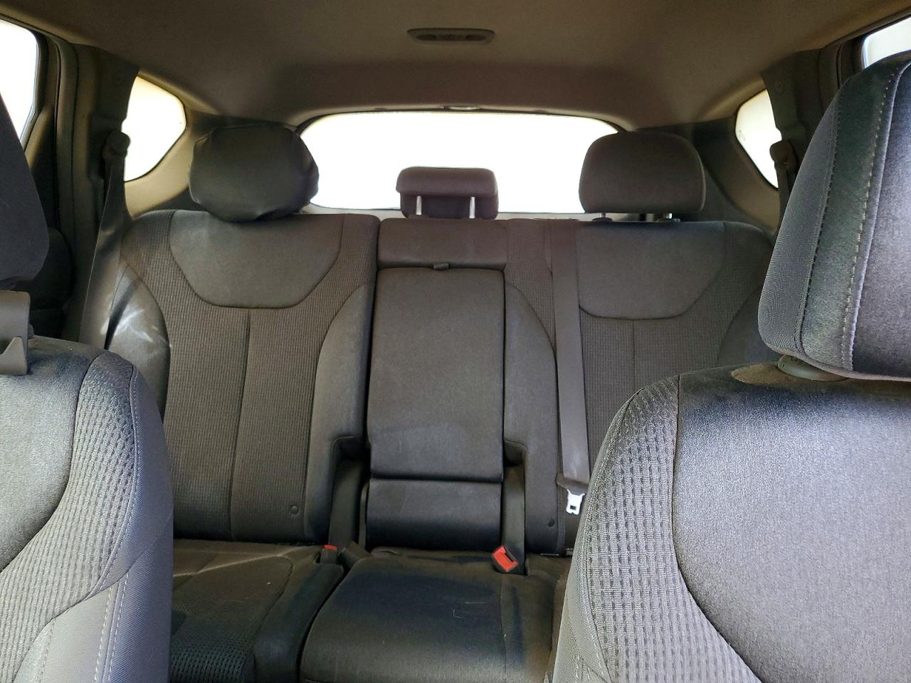 2019 HYUNDAI SANTA FE SEL photo 19