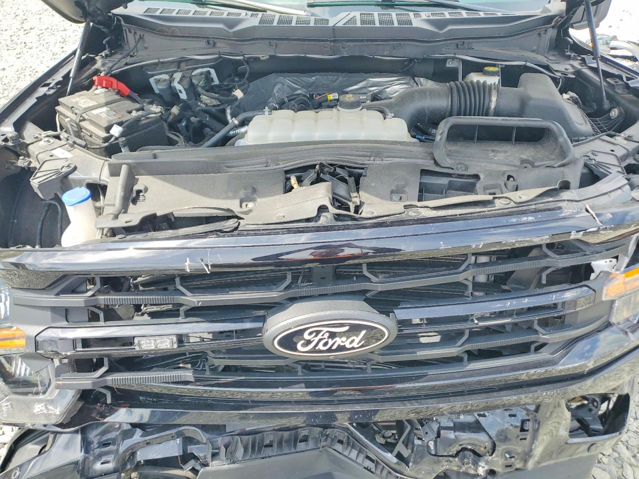 2024 FORD F150 XLT photo 31
