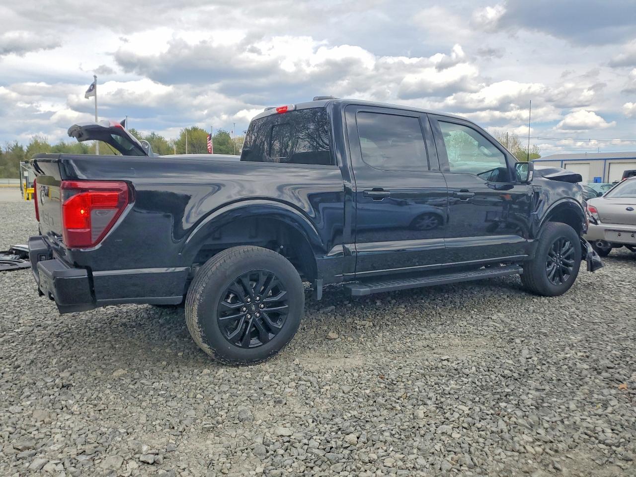 2024 FORD F150 XLT photo 7