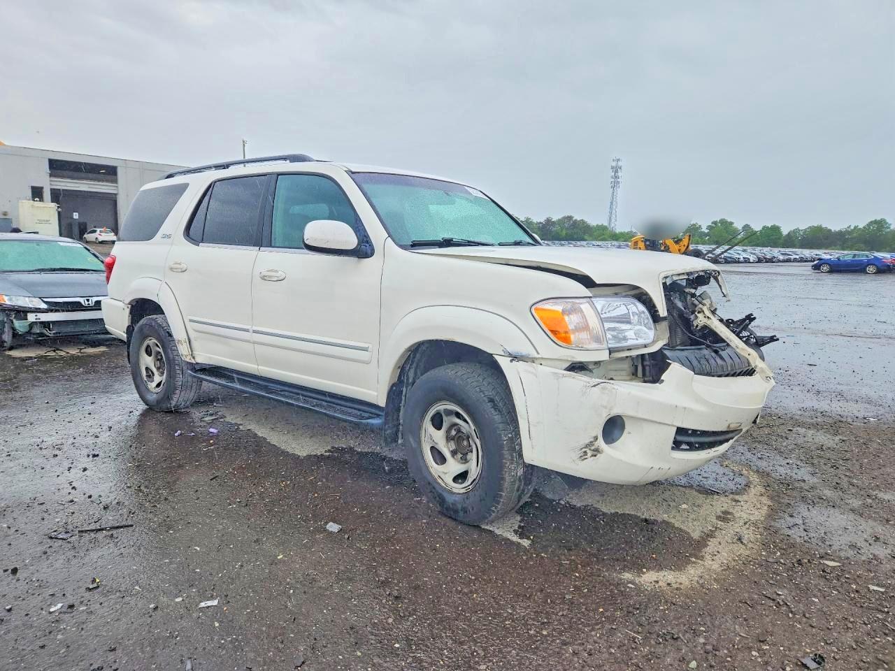 2005 TOYOTA SEQUOIA SR5 photo 7
