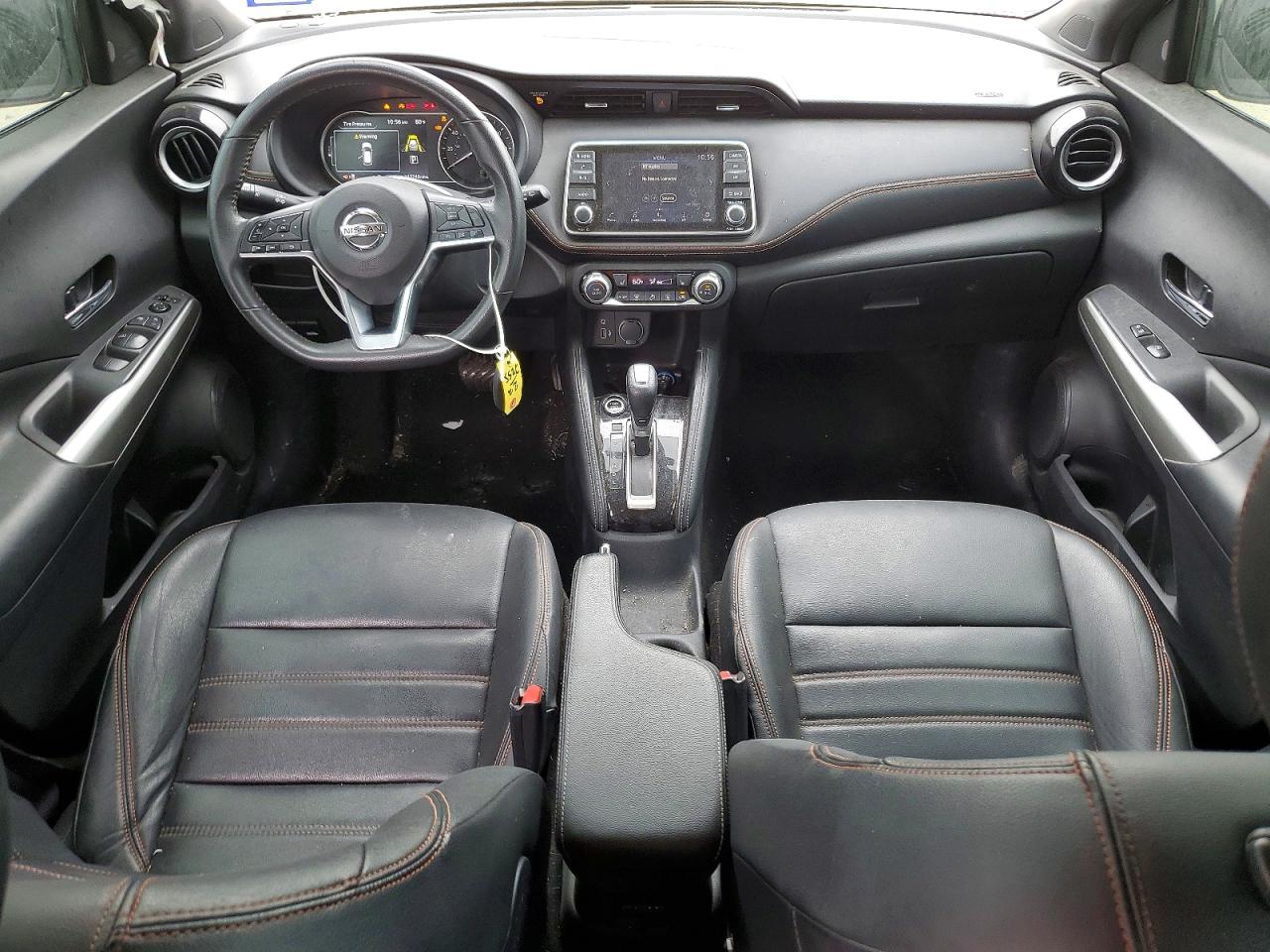 2020 NISSAN KICKS SR photo 15
