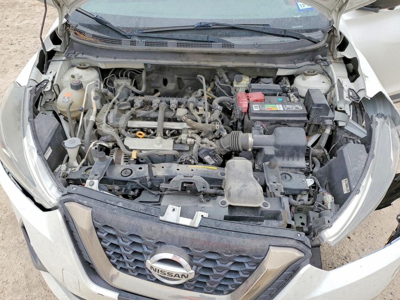 2020 NISSAN KICKS SR photo 23