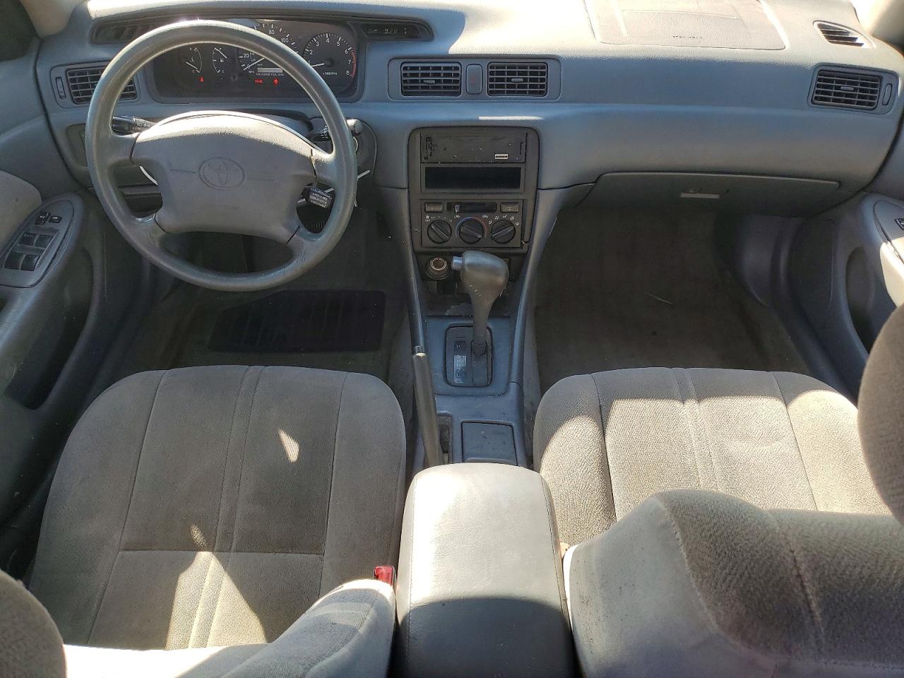 1999 TOYOTA CAMRY CE photo 15