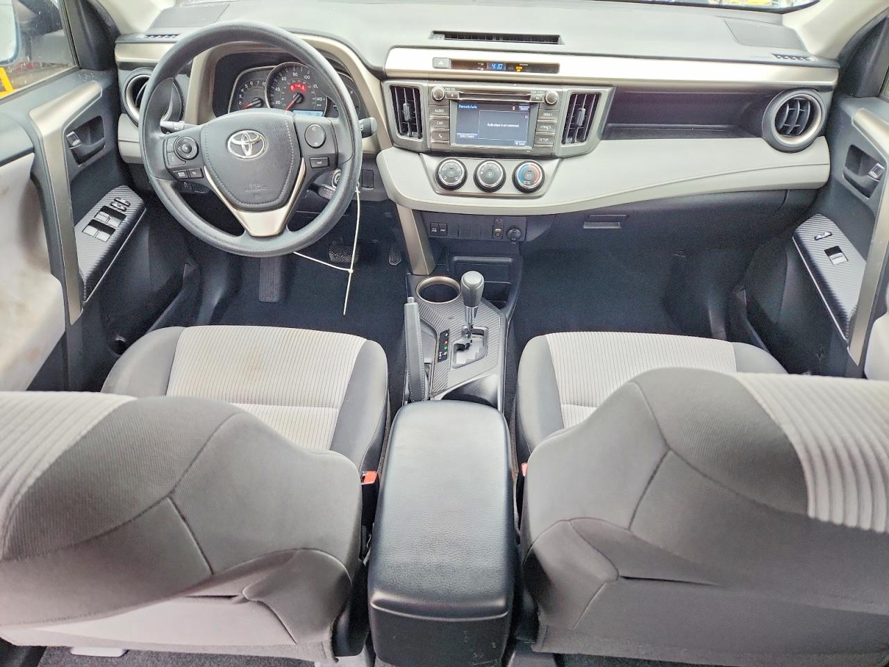 2015 TOYOTA RAV4 LE photo 22